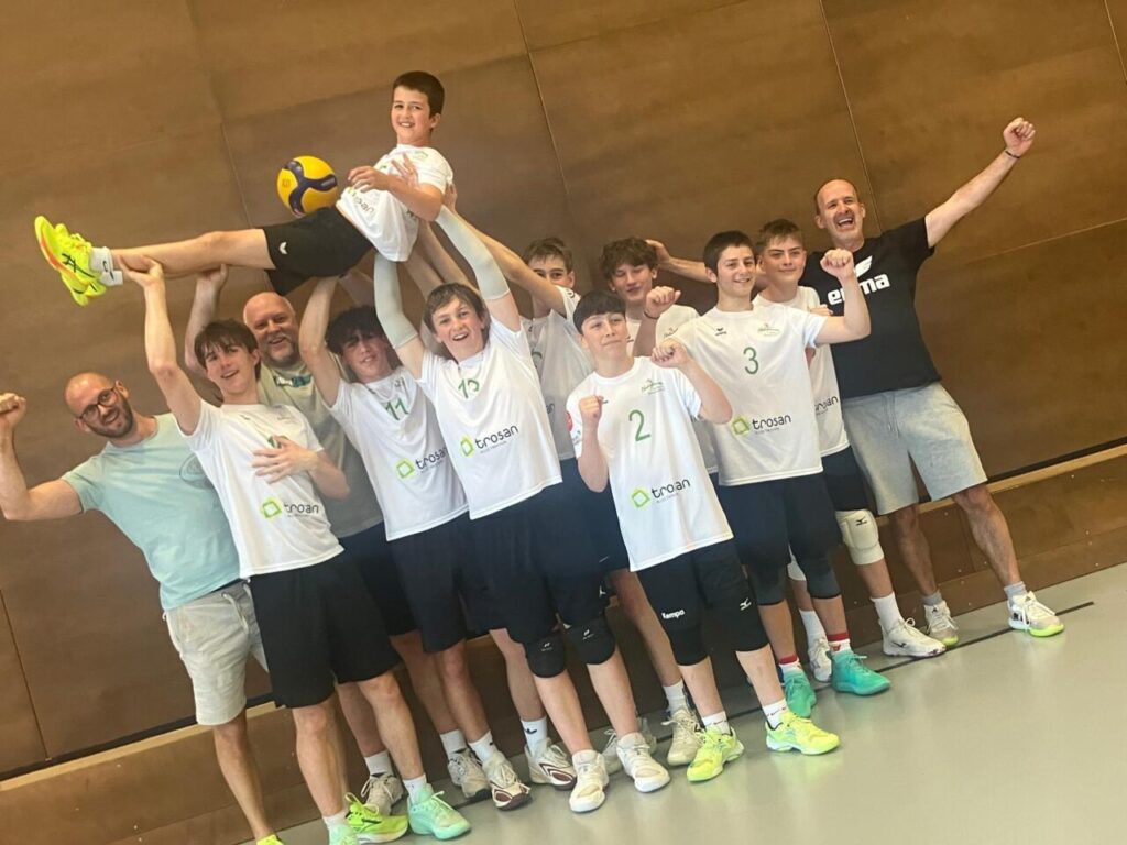 U16 Jungs der Naturfreunde Mondsee feiern den Landesmeistertitel